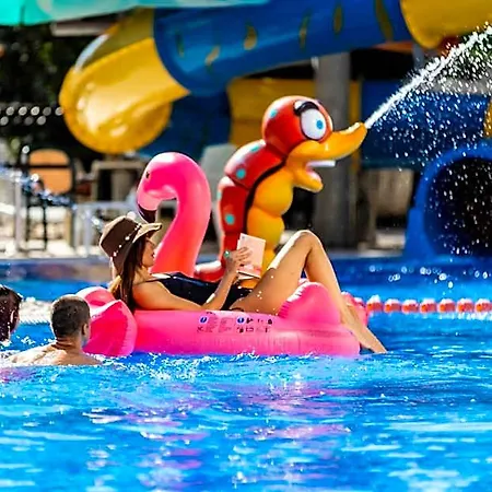 Prestige Deluxe Aquapark Club