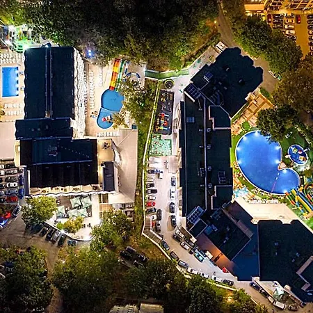 Prestige Deluxe Aquapark Club 4*