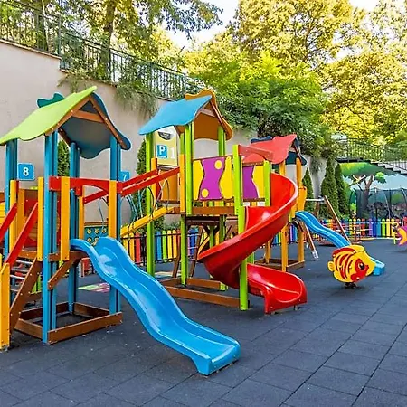 Prestige Deluxe Aquapark Club 4*