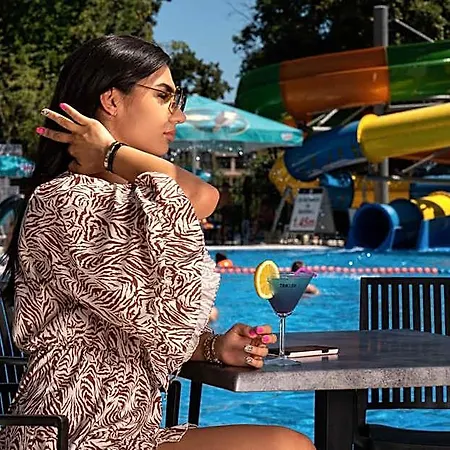 Prestige Deluxe Aquapark Club 4*